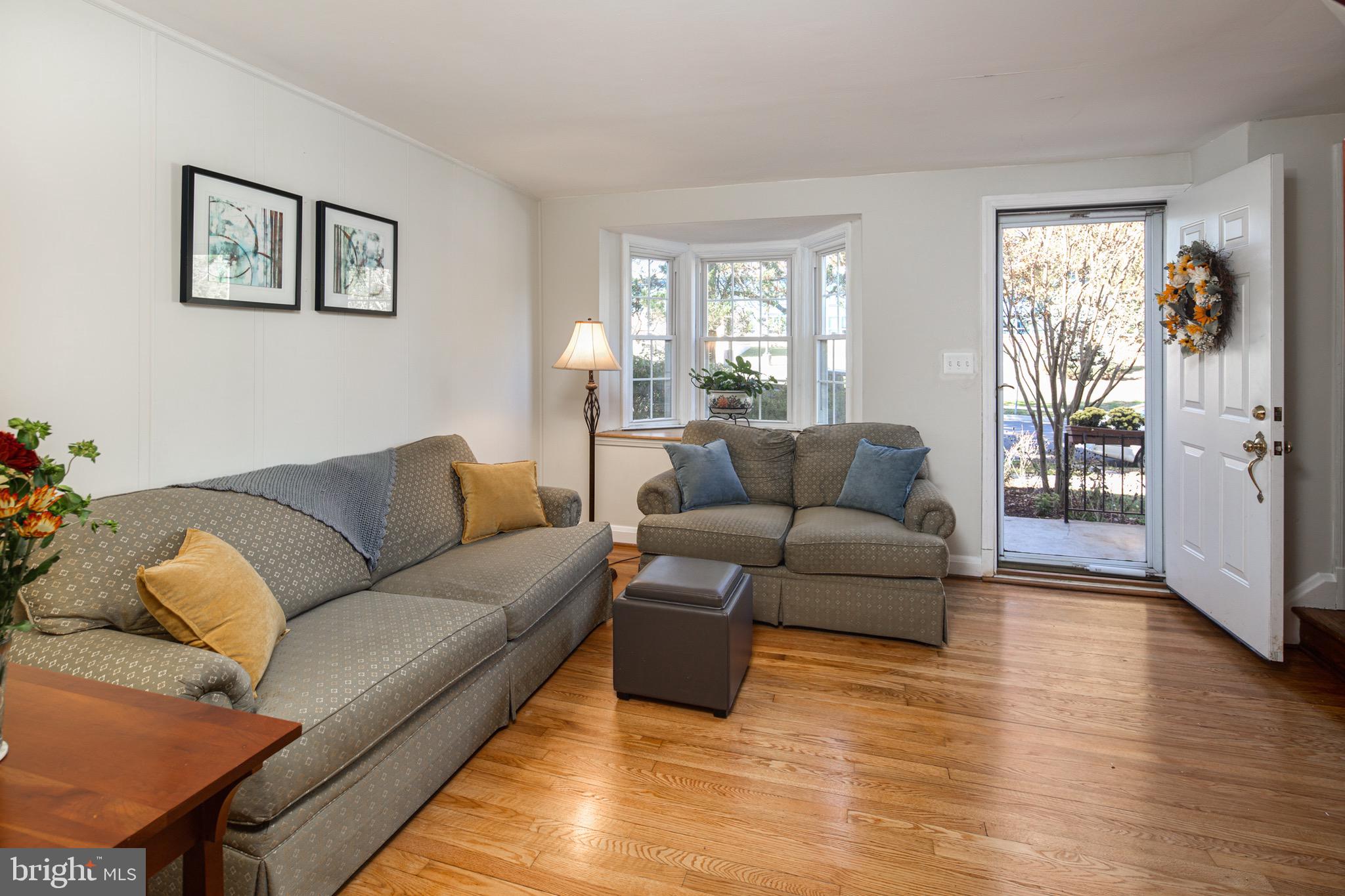 8303 Pleasant Plains Road Baltimore, MD 21286 - Photo 5 of 39 Gallery Image 5