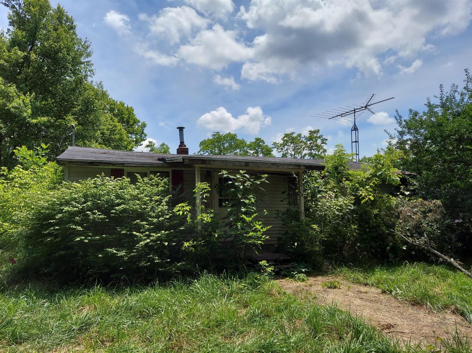 12892 Fincastle Road Winchester, OH 45697 - Photo 2 of 3