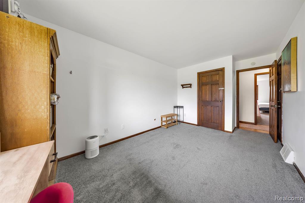 5412 North Jennings Road Flint, MI 48504 - Photo 16 of 53 Gallery Image 16