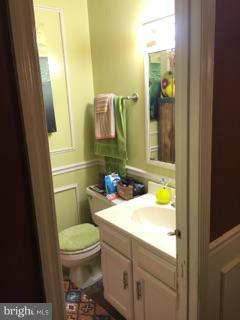 645 Deering Road, Unit 2L Pasadena, MD 21122 - Photo 22 of 27 Bath (Master)