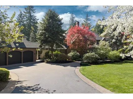 $2,100,000 | 21469 Waterford Place, West Linn, OR 97068