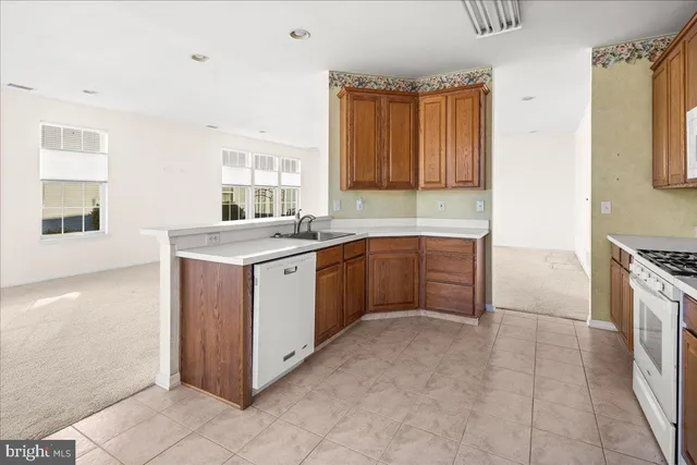 $610,000 | 16 Powderhorn Way, Allentown, NJ 08501