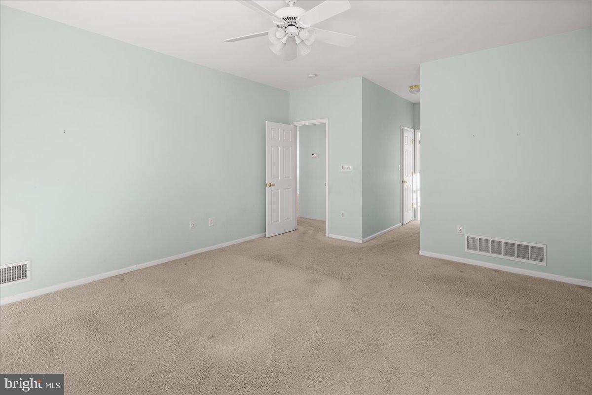16 Powderhorn Way Allentown, NJ 08501 - Photo 28 of 35