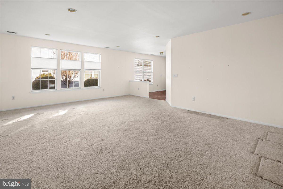 16 Powderhorn Way Allentown, NJ 08501 - Photo 10 of 35