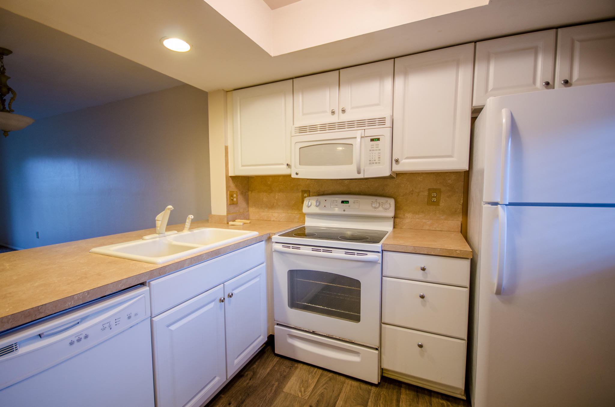 2186 Bees Ferry Road, Unit E Charleston, SC 29414 - Photo 14 of 18 2186BeesFerry-14