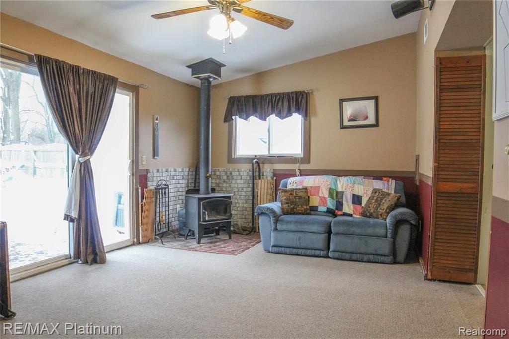 923 East Jolly Road Lansing, MI 48910 - Photo 4 of 21