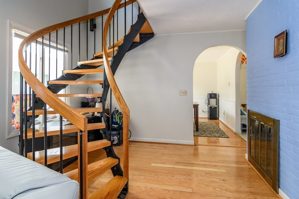 10 Curtis Road Natick, MA 01760 - Photo 14 of 26