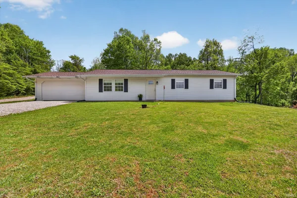 $250,000 | 1012 West Acres Drive, Spencer, IN 47460