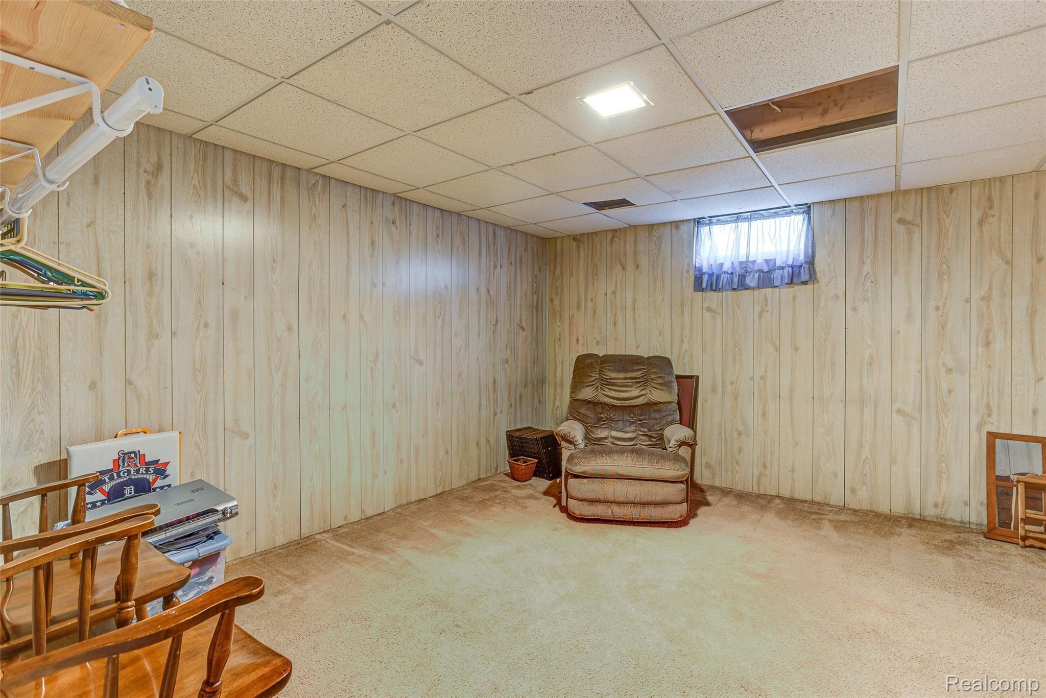3147 Merritt Road Ypsilanti, MI 48197 - Photo 39 of 57 3147 merritt interiors (26).jpg