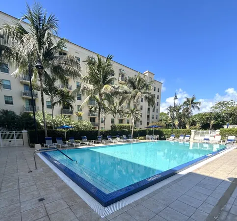 $3,200 | 610 Clematis Street, Unit 338, West Palm Beach, FL 33401