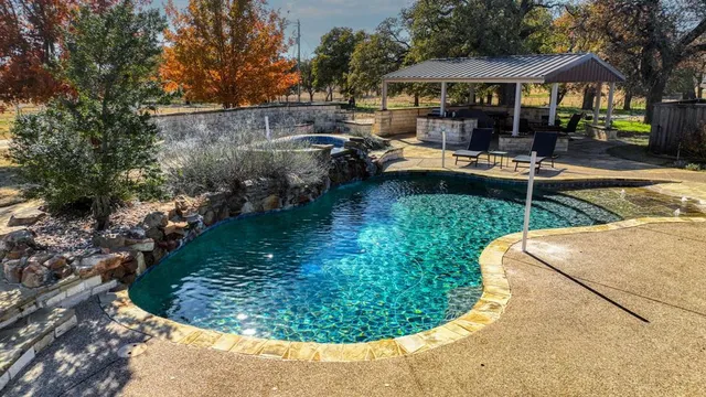 $1,650,000 | 7690 County Road 417, Stephenville, TX 76401