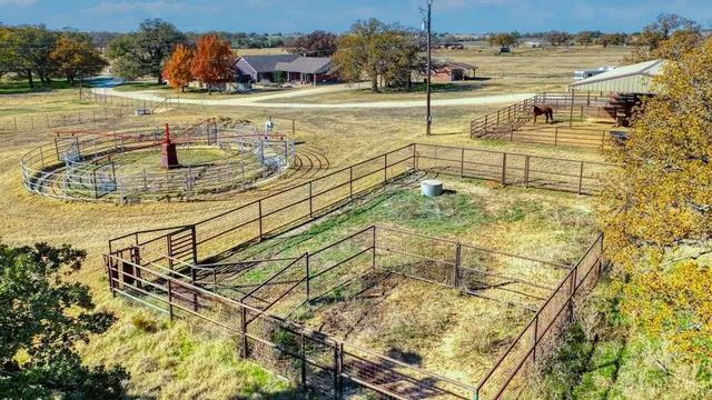 $1,650,000 | 7690 County Road 417, Stephenville, TX 76401