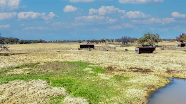 $1,650,000 | 7690 County Road 417, Stephenville, TX 76401