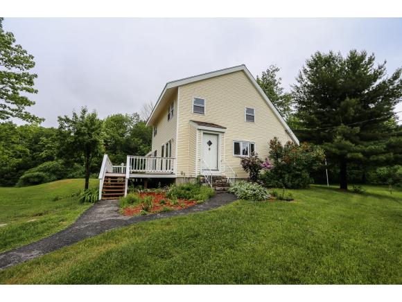 10 Lawrence Road Weare, NH 03281 - Photo 2 of 21