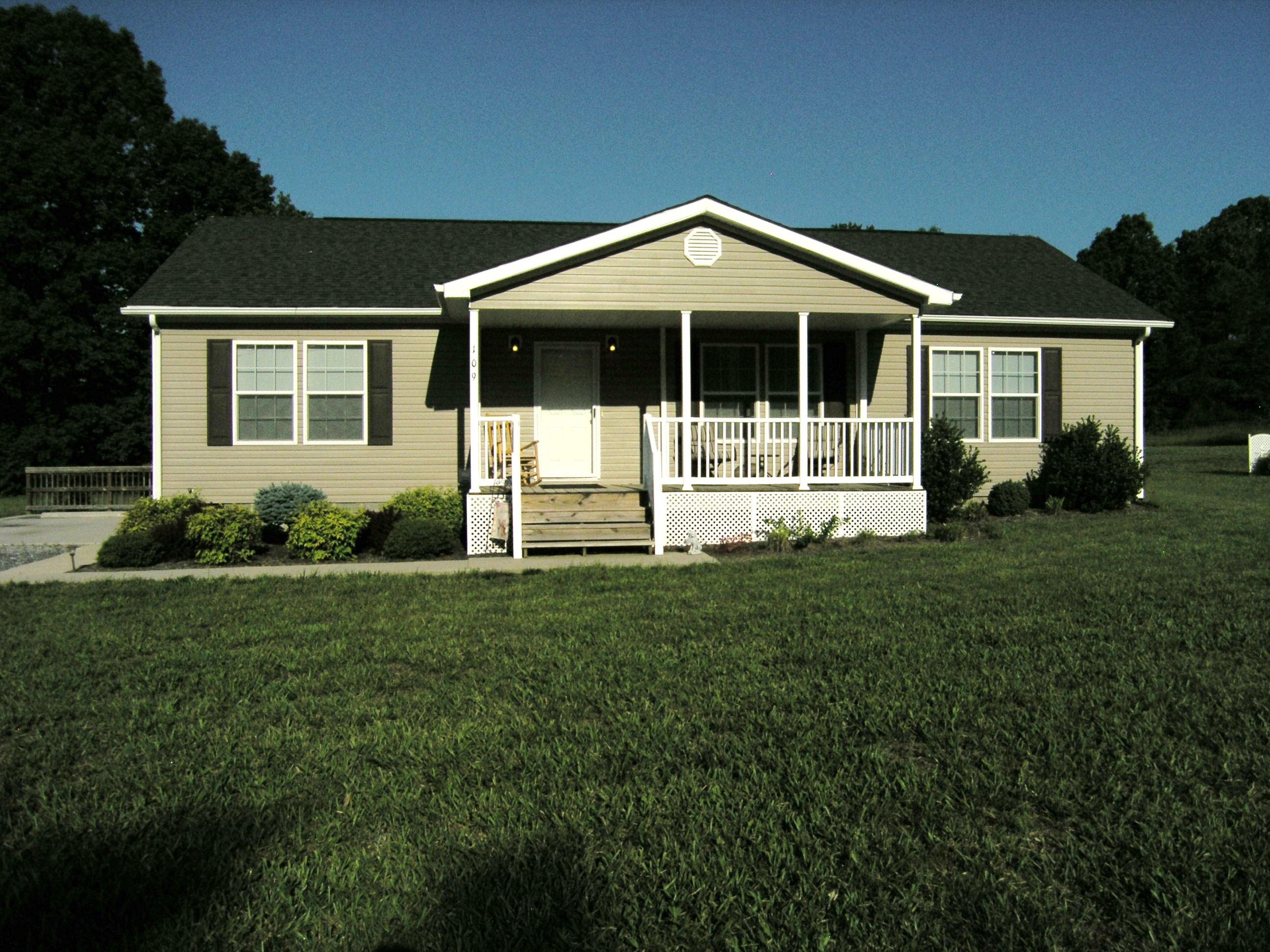 109 Thunder Ridge Road Huddleston, VA 24104 - Photo 1 of 17 View of Property