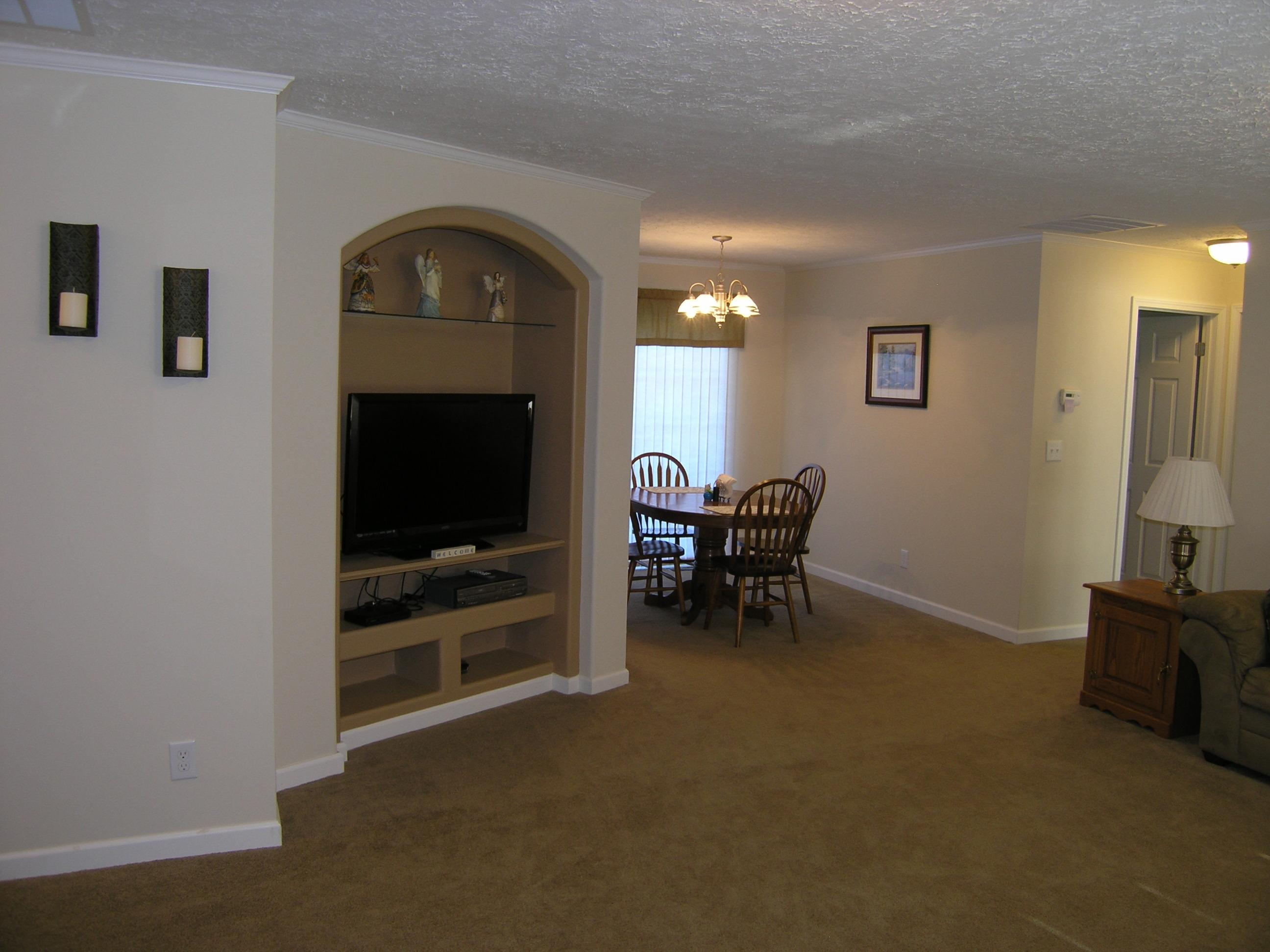 109 Thunder Ridge Road Huddleston, VA 24104 - Photo 2 of 17 P1011091