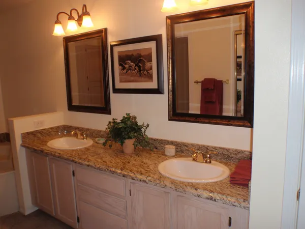 $3,500 | 10080 East Mountainview Lake Drive, Unit 121, Scottsdale, AZ 85258