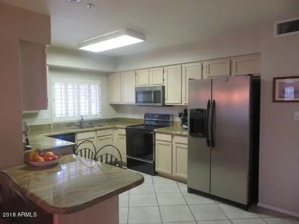 $3,500 | 10080 East Mountainview Lake Drive, Unit 121, Scottsdale, AZ 85258