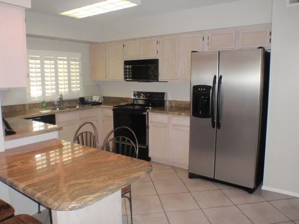 $3,500 | 10080 East Mountainview Lake Drive, Unit 121, Scottsdale, AZ 85258