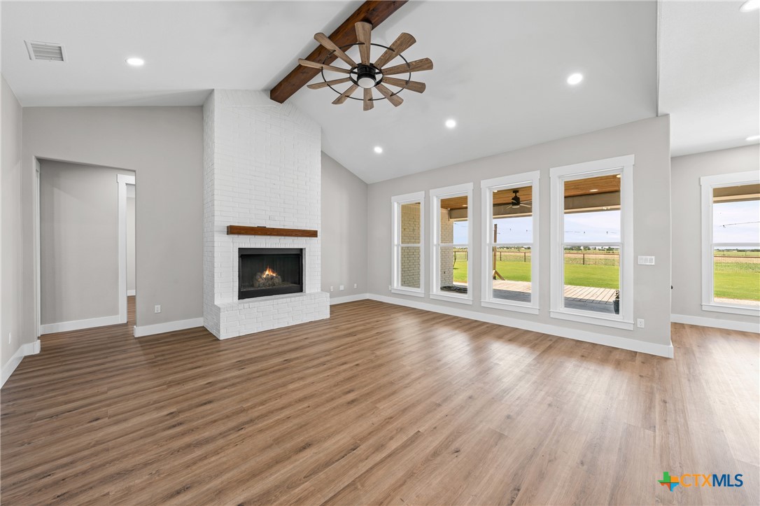 1060 Hackberry Road Salado, TX 76571 - Photo 6 of 23 Gallery Image 6