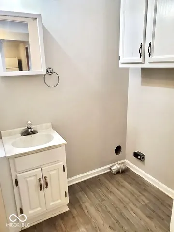 $210,000 | 1121 East 5th Street, Greenfield, IN 46140