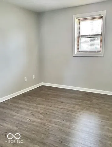 $210,000 | 1121 East 5th Street, Greenfield, IN 46140