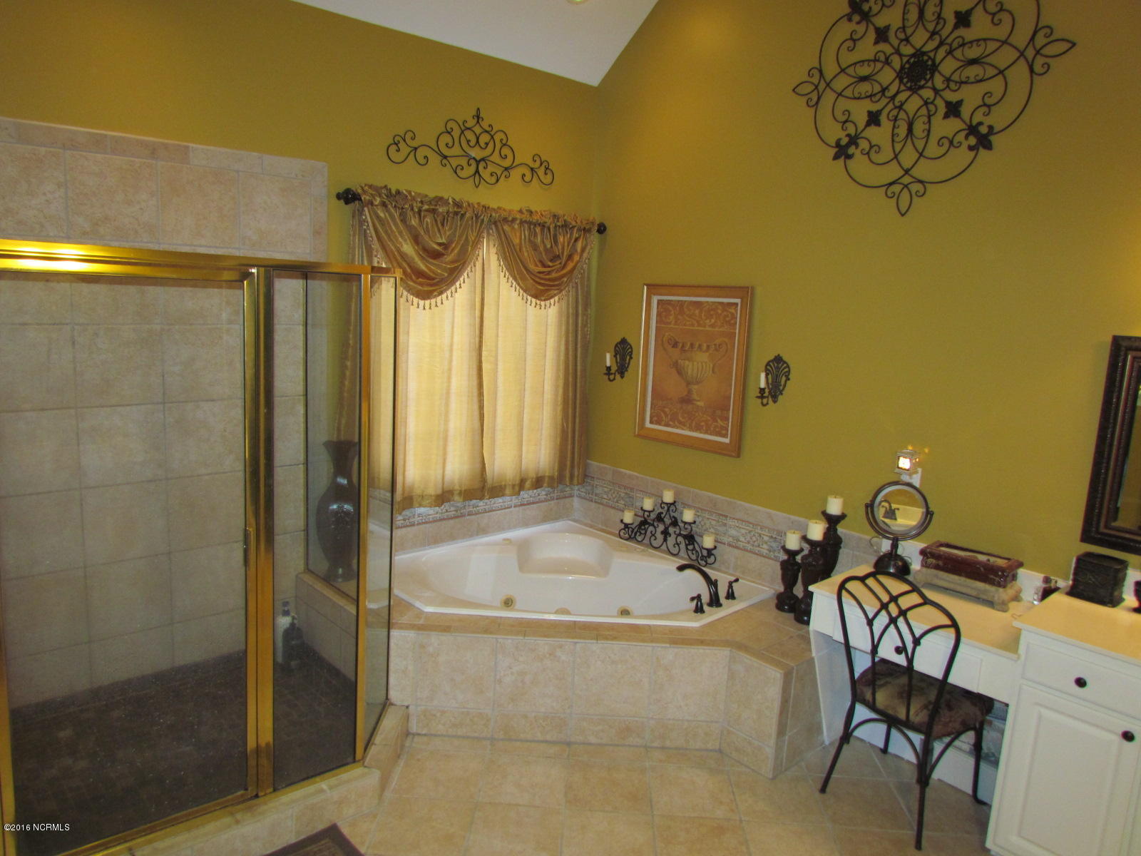 1605 Pelham Road Winterville, NC 28590 - Photo 12 of 90 2016-04-06 00.57.41