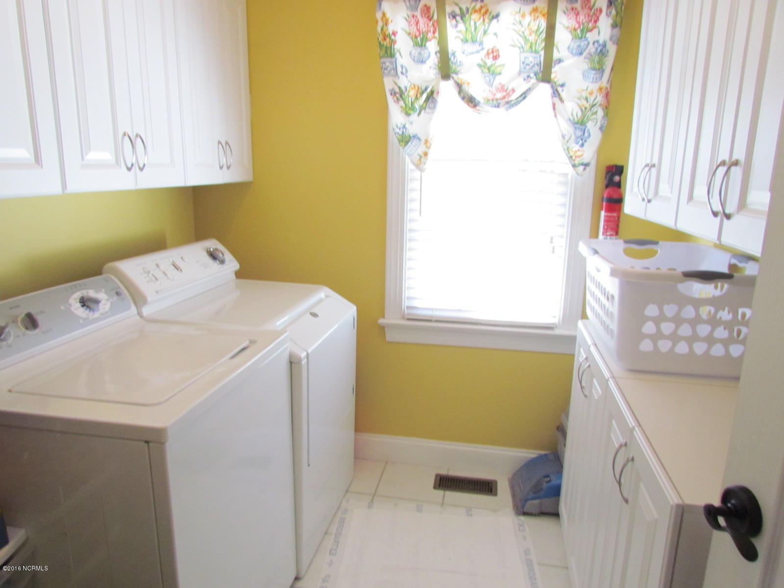 1605 Pelham Road Winterville, NC 28590 - Photo 27 of 90 2016-04-06 00.52.52