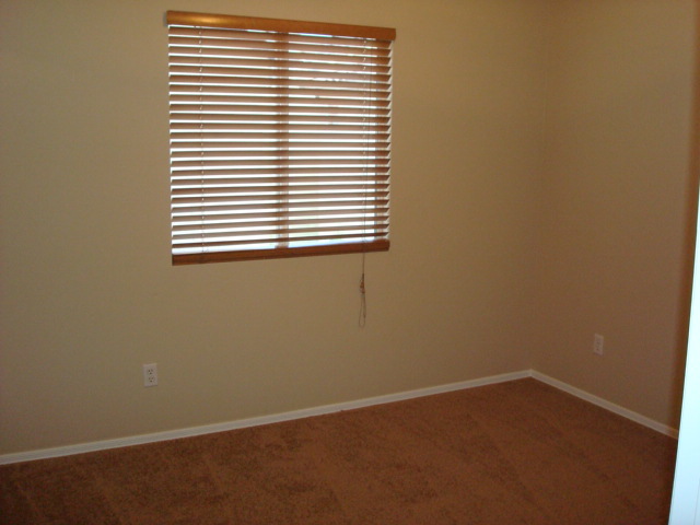 1417 East Bloch Road Phoenix, AZ 85040 - Photo 16 of 23 Bedroom 2