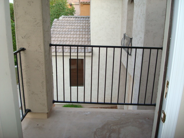 1417 East Bloch Road Phoenix, AZ 85040 - Photo 20 of 23 Bedroom 4 with walkout balcony
