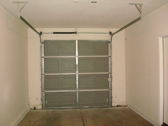 1417 East Bloch Road Phoenix, AZ 85040 - Photo 22 of 23 One car garage