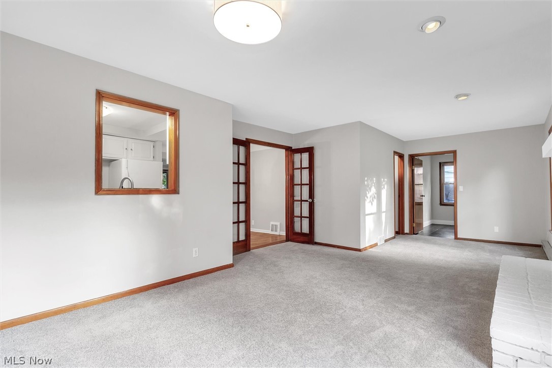 938 Learidge Road Cleveland, OH 44124 - Photo 18 of 35 Gallery Image 18