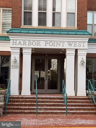 $578,000 | 500 Belmont Bay Drive, Unit 305, Woodbridge, VA 22191