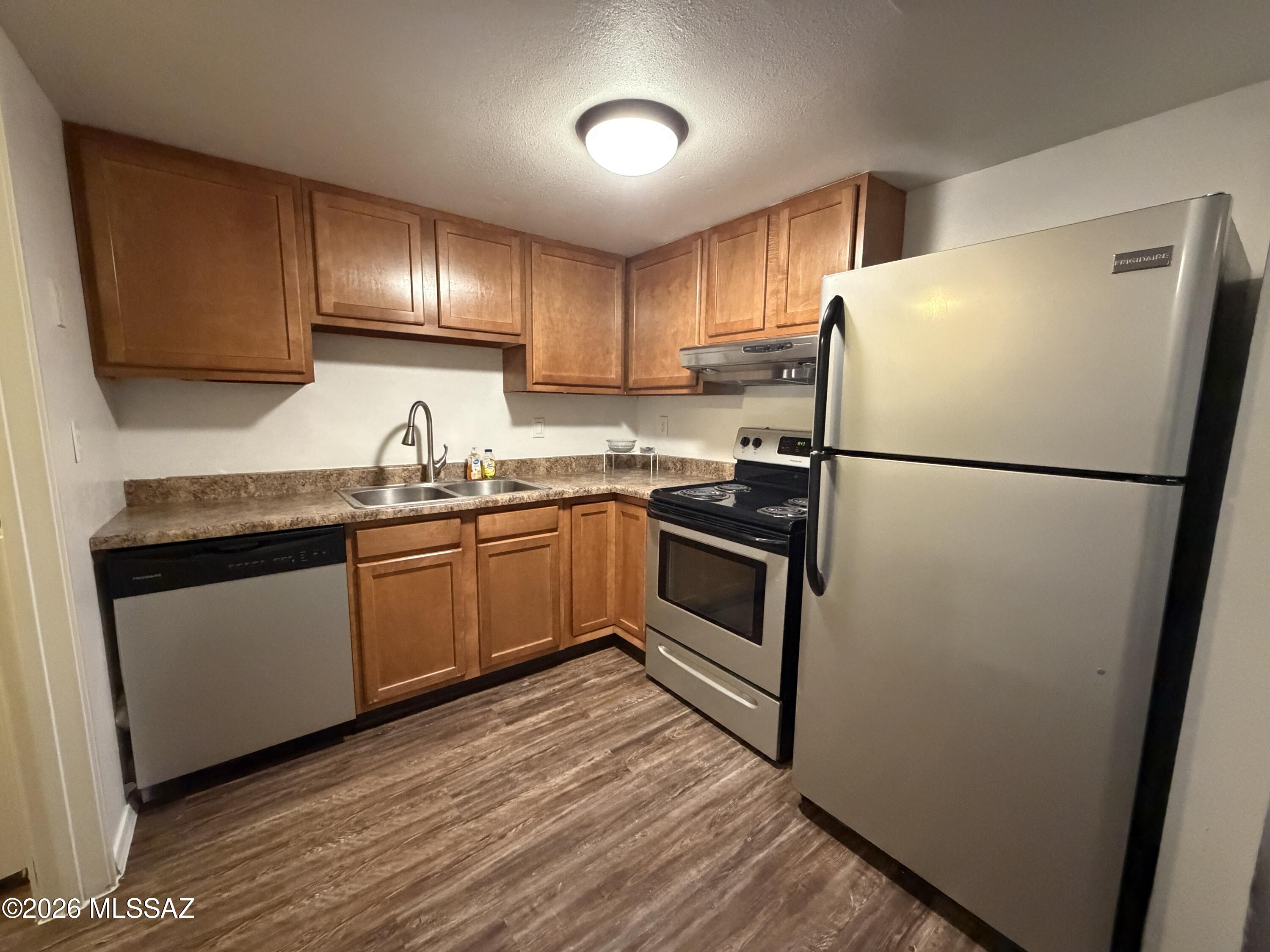 2759 West Anklam Road, Unit C Tucson, AZ 85745 - Photo 3 of 18