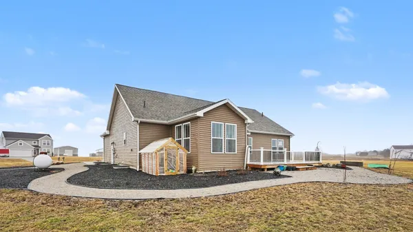 $625,000 | 17110 Country Drive, Manchester, MI 48158