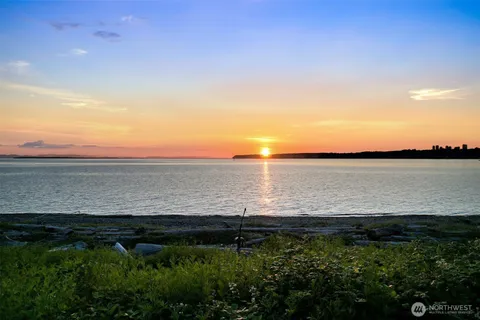 $1,125,000 | 9535 Semiahmoo Parkway, Unit B305, Blaine, WA 98230