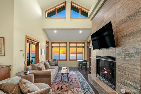 $1,125,000 | 9535 Semiahmoo Parkway, Unit B305, Blaine, WA 98230