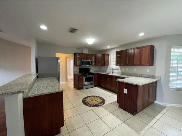 $2,750 | 717 Northwest 233rd Terrace, Newberry, FL 32669