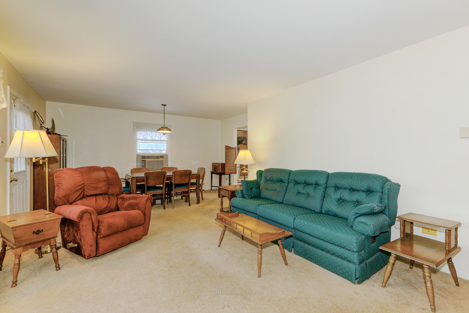 591 Riedy Road Lisle, IL 60532 - Photo 4 of 37 a living room with furniture and a couch
