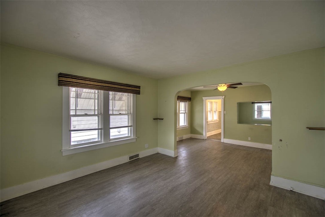 1220 East Decatur Street Decatur, IL 62521 - Photo 9 of 26 Gallery Image 9
