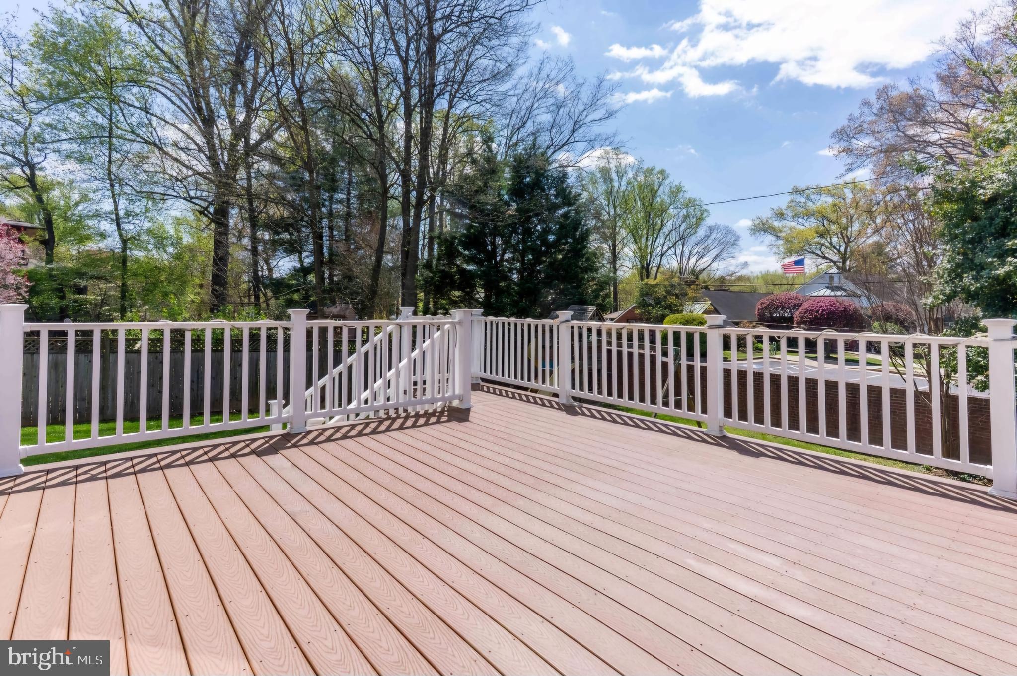 801 Meadow Lane Southwest Vienna, VA 22180 - Photo 13 of 24 a view of deck with wooden floor and fence