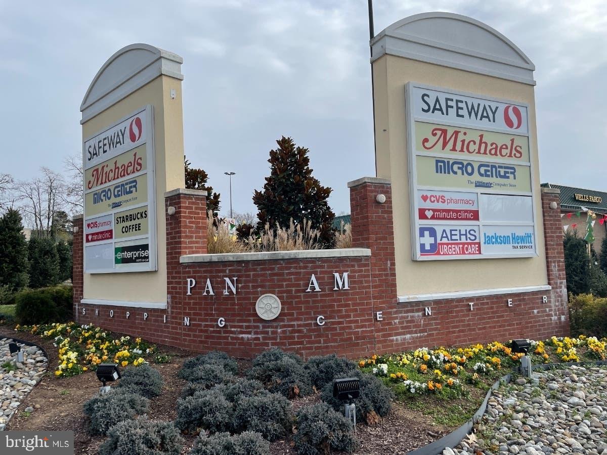 801 Meadow Lane Southwest Vienna, VA 22180 - Photo 23 of 24 a sign that is on a street