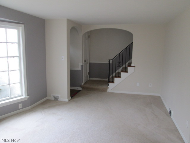 1139 Haselton Road Cleveland Heights, OH 44121 - Photo 6 of 12