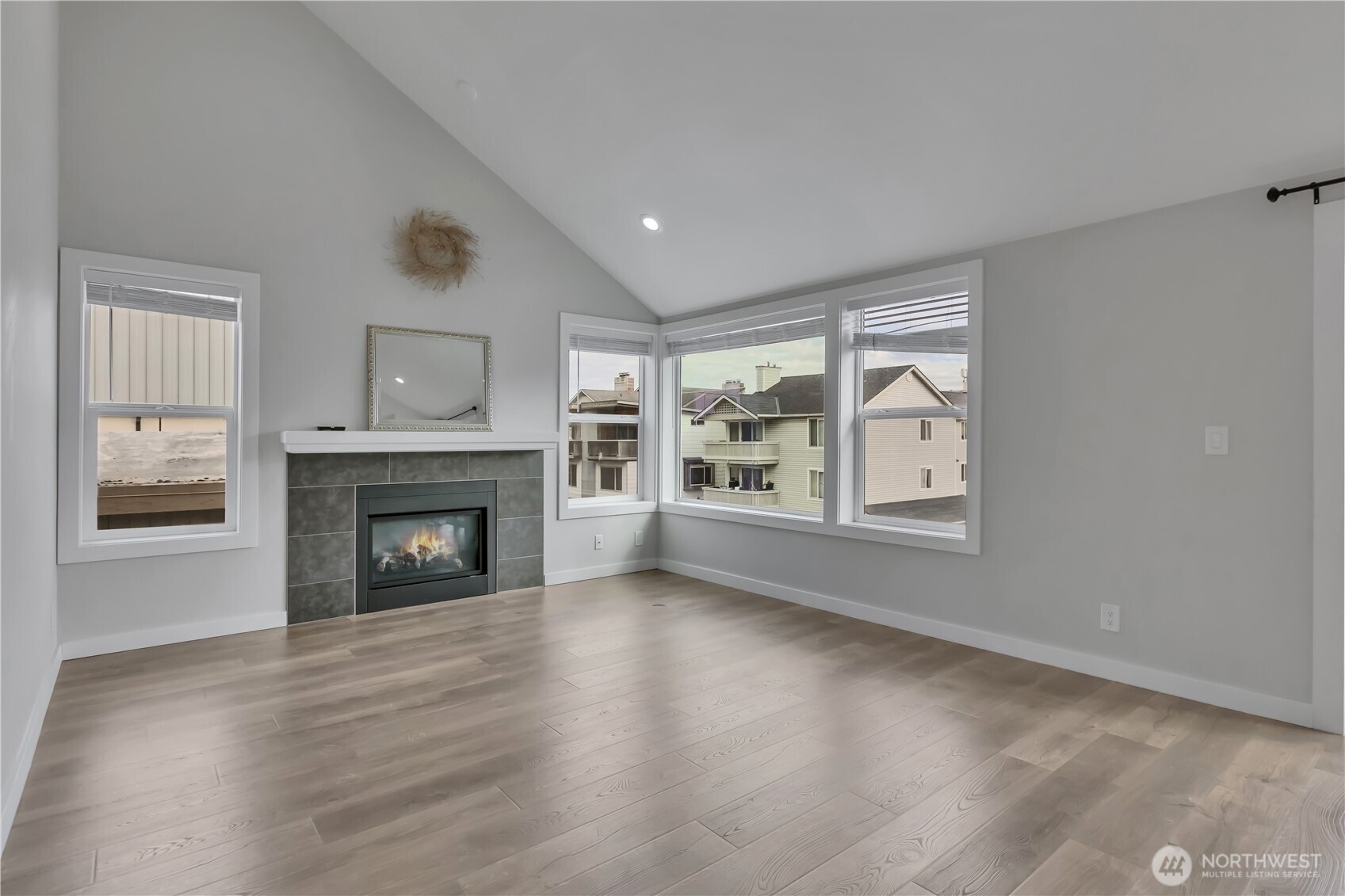 3022 63rd Avenue Southwest, Unit 302 Seattle, WA 98116 - Photo 12 of 35