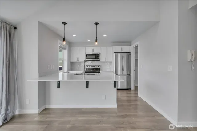 $599,000 | 3022 63rd Avenue Southwest, Unit 302, Seattle, WA 98116