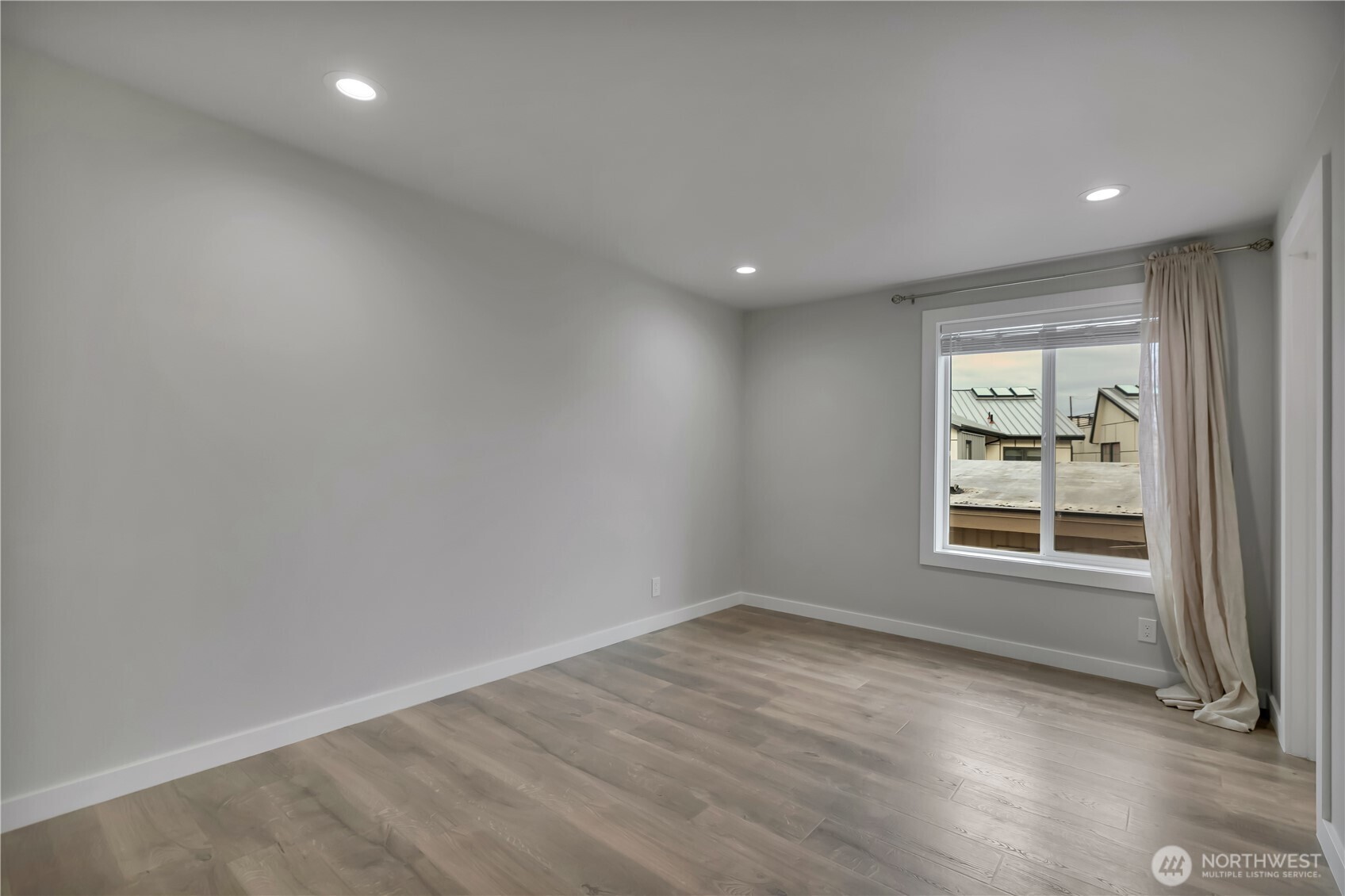 3022 63rd Avenue Southwest, Unit 302 Seattle, WA 98116 - Photo 20 of 35