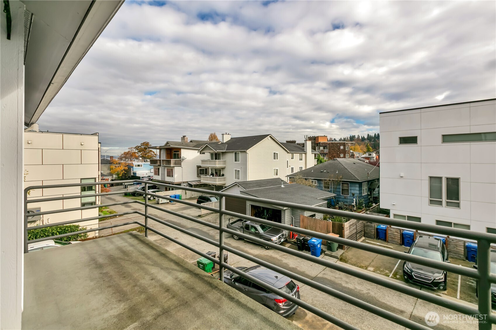 3022 63rd Avenue Southwest, Unit 302 Seattle, WA 98116 - Photo 28 of 35