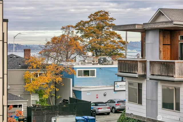 $599,000 | 3022 63rd Avenue Southwest, Unit 302, Seattle, WA 98116