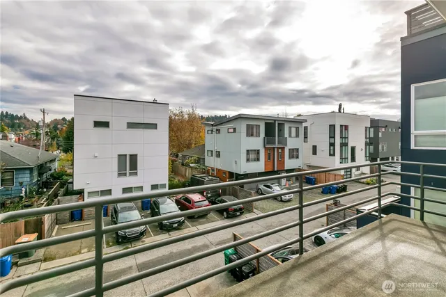 $599,000 | 3022 63rd Avenue Southwest, Unit 302, Seattle, WA 98116