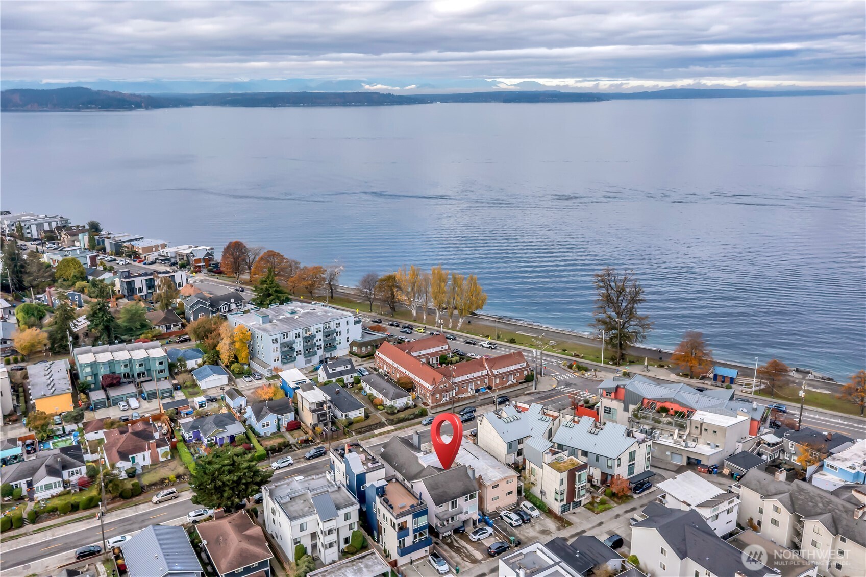 3022 63rd Avenue Southwest, Unit 302 Seattle, WA 98116 - Photo 33 of 35